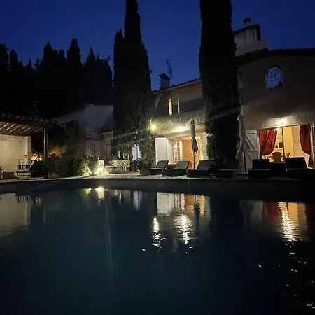 Gasthof Le Clos De La Tour Piscine Chauffee